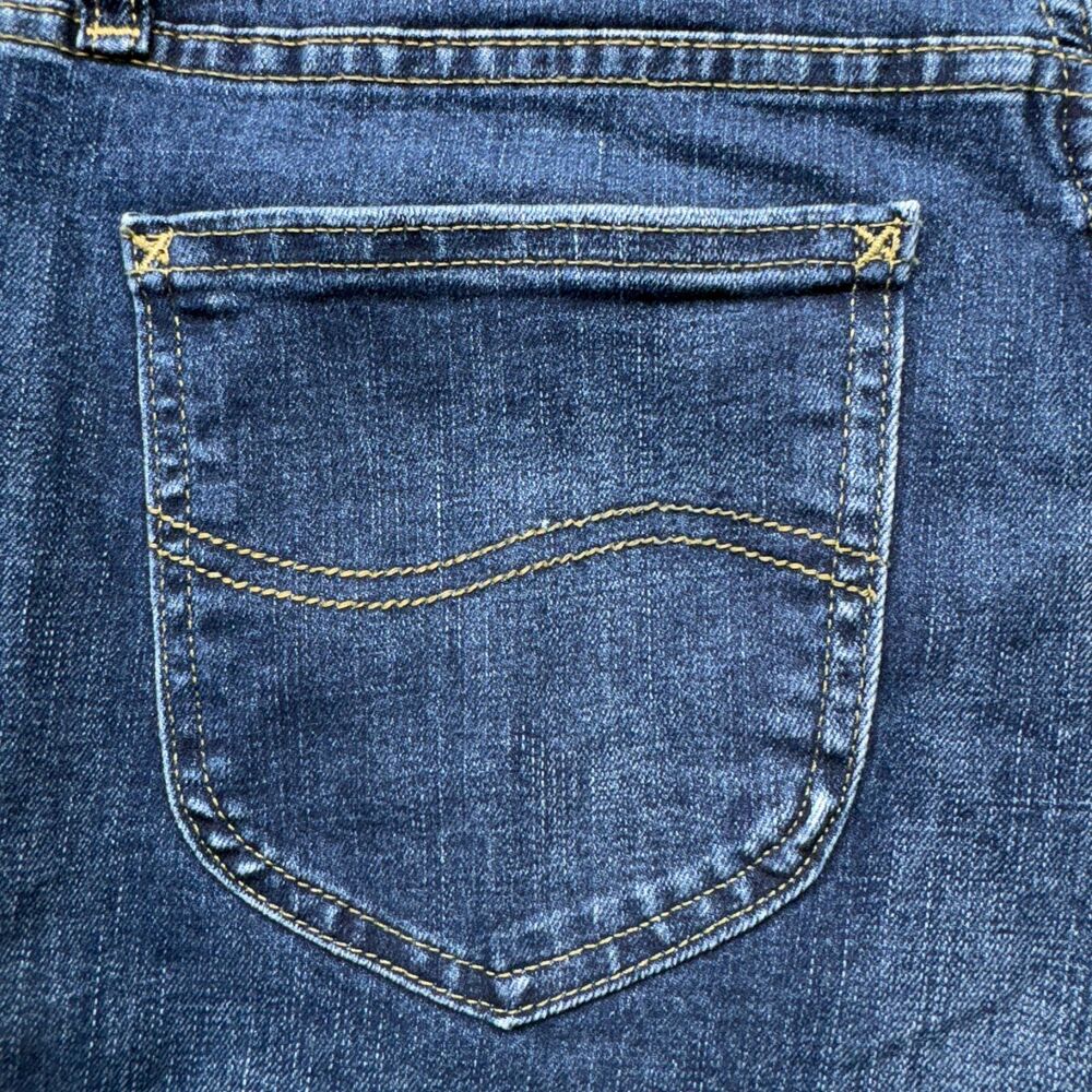 Lee Jeans Womens 30x22 Blue Capri Crop Straight Stretch Relaxed Fit Denim USA 8M - Picture 12 of 14